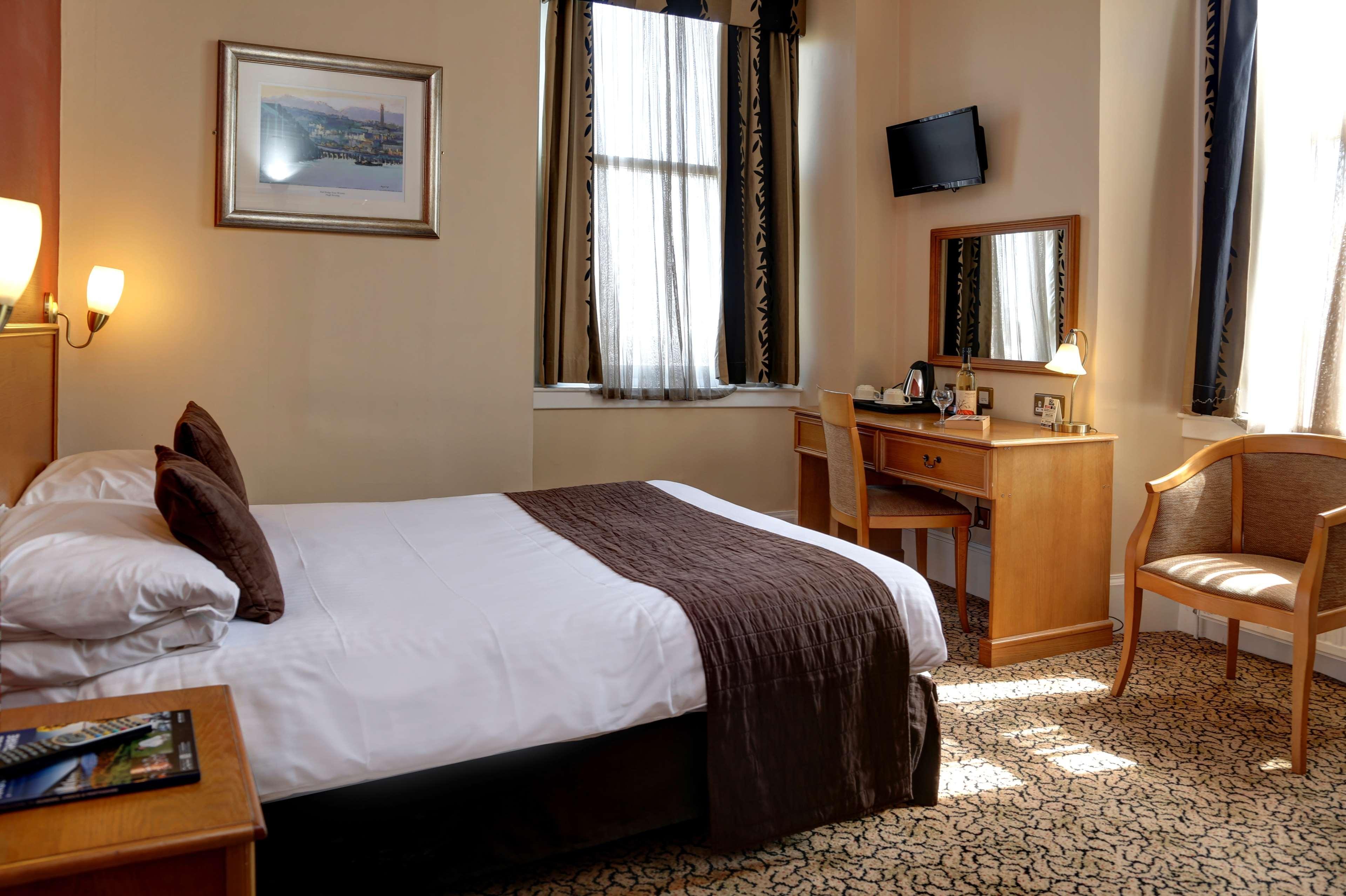 Best Western Queens Hotel Dundee Bagian luar foto